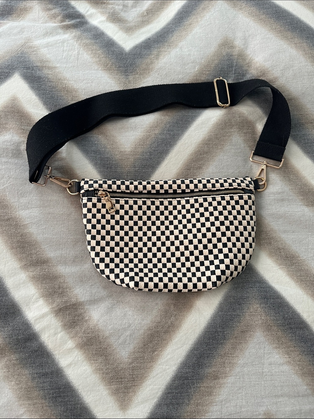 Black & White Checkerboard Crossbody Belt Bag
